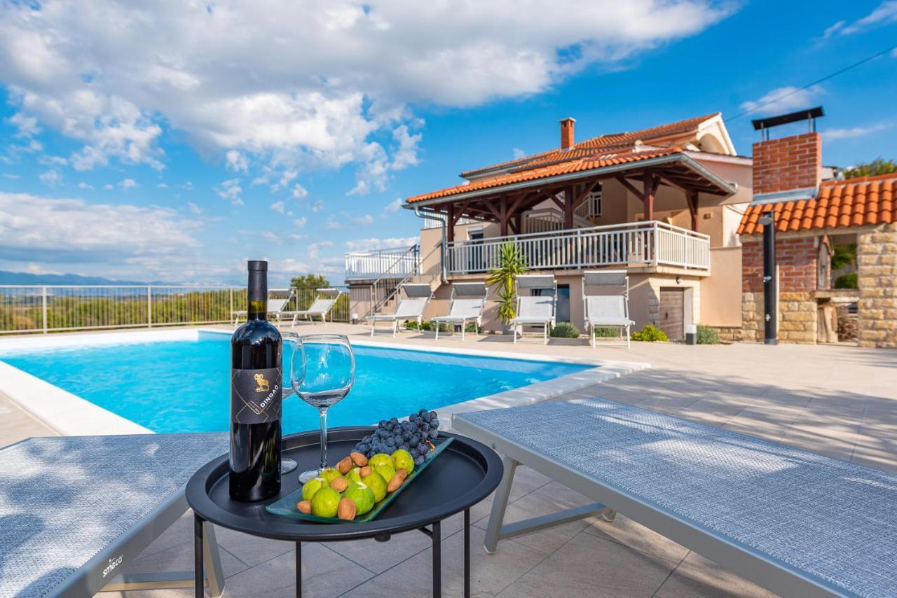Vila Luna Apartments Ζαντάρ Εξωτερικό φωτογραφία