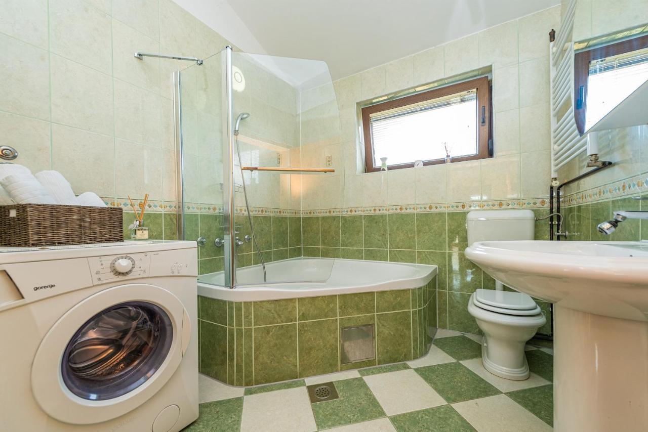 Vila Luna Apartments Ζαντάρ Εξωτερικό φωτογραφία